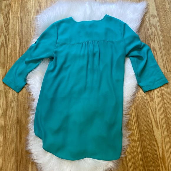 Tiffany blue high low blouse small/2 - Picture 10 of 11